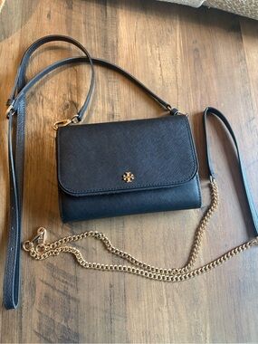 Tory Burch Emerson Wallet Crossbody | Black | Gold Hardware
